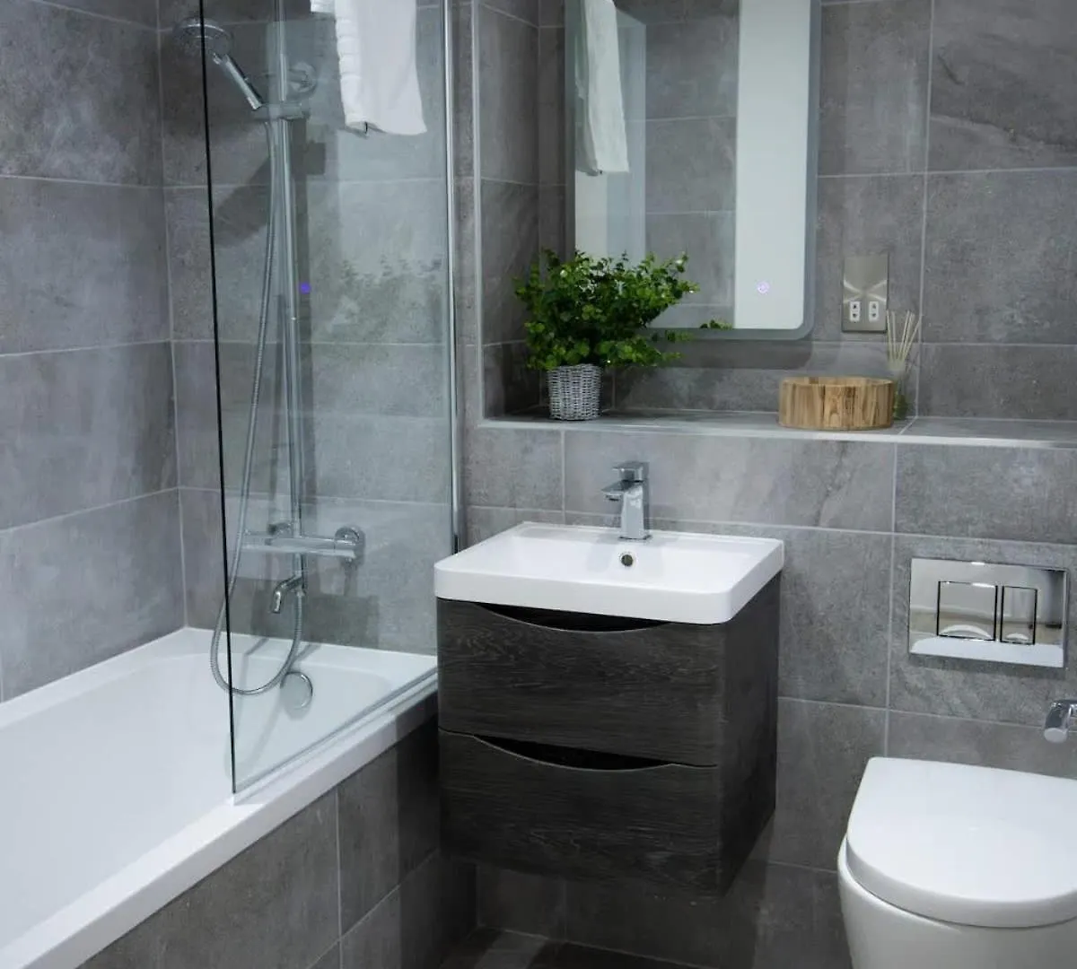 Beautiful 3Bed Flat In Belfast City Centre